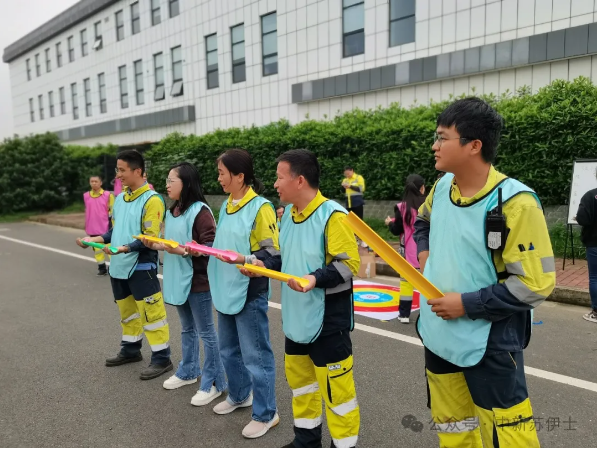 1729847070850688.png image.png